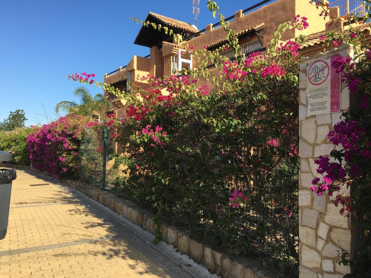 דירות Casares Vacations מראה חיצוני תמונה